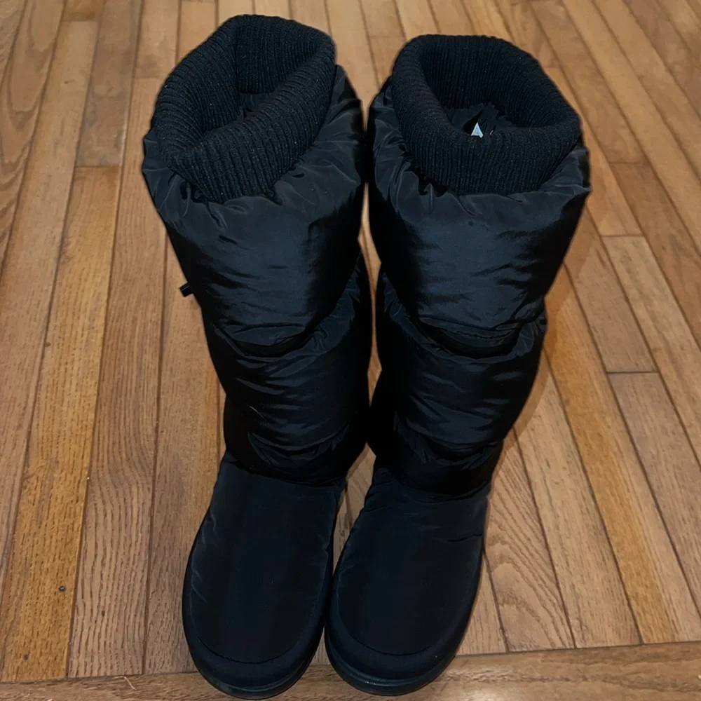 UGG  Women Classic Maxi Ultra Tall boots - Picture 3 of 16